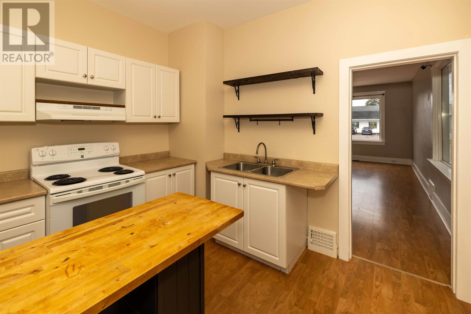 1209 Brown St, Thunder Bay, Ontario  P7E 2M3 - Photo 6 - TB2601539