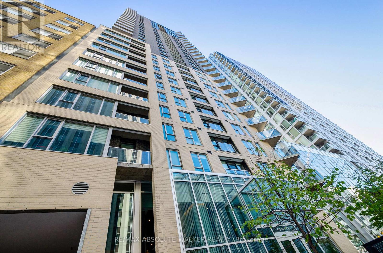 2702 - 40 NEPEAN STREET, Ottawa, Ontario