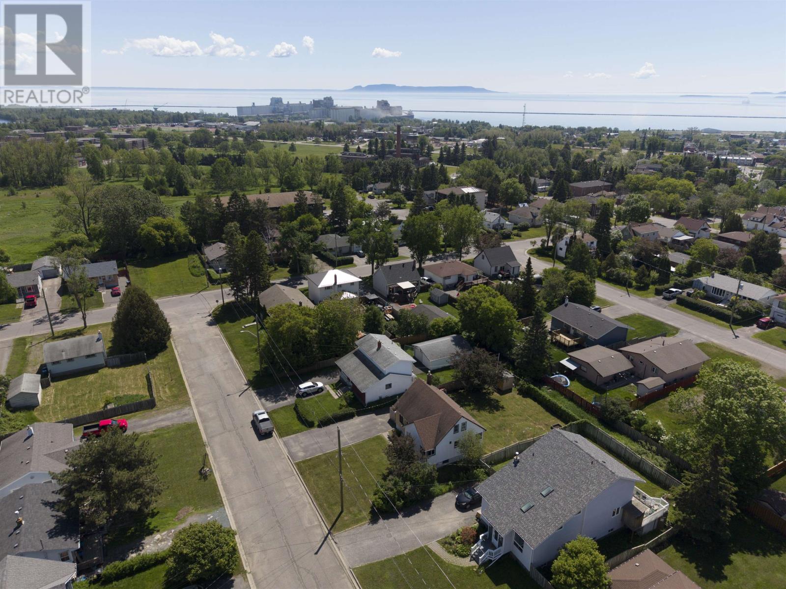79 Vera Ave, Thunder Bay, Ontario  P7A 6T7 - Photo 46 - TB2601672
