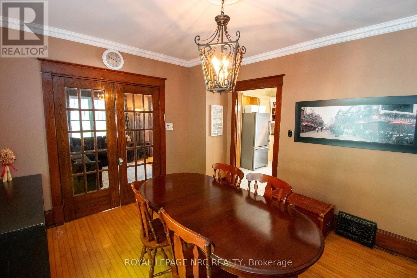 6365 Barker Street, Niagara Falls, Ontario  L2G 1Y6 - Photo 17 - X13483400