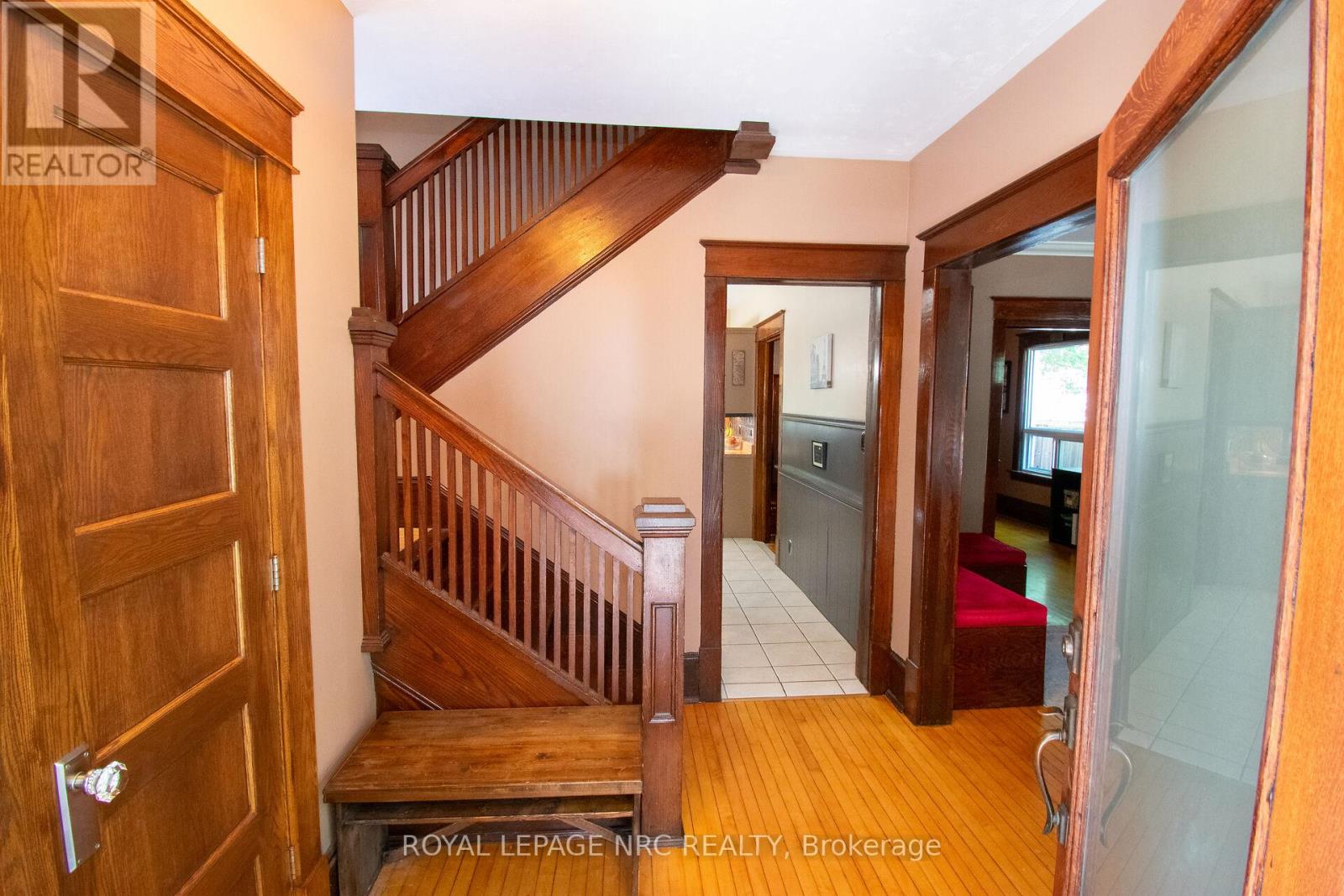 6365 Barker Street, Niagara Falls, Ontario  L2G 1Y6 - Photo 8 - X13483400