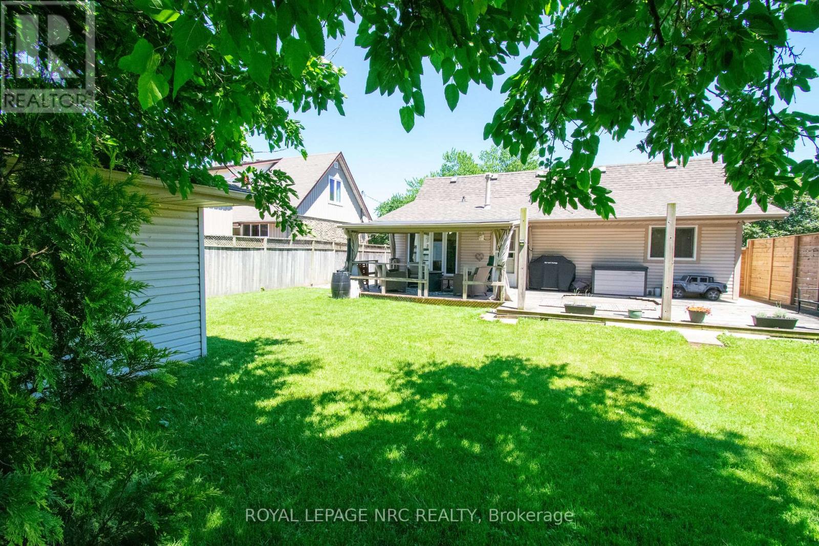 38 Carriage Road, St. Catharines (Secord Woods), Ontario L2P 1S9 - Photo 35 - X13483552