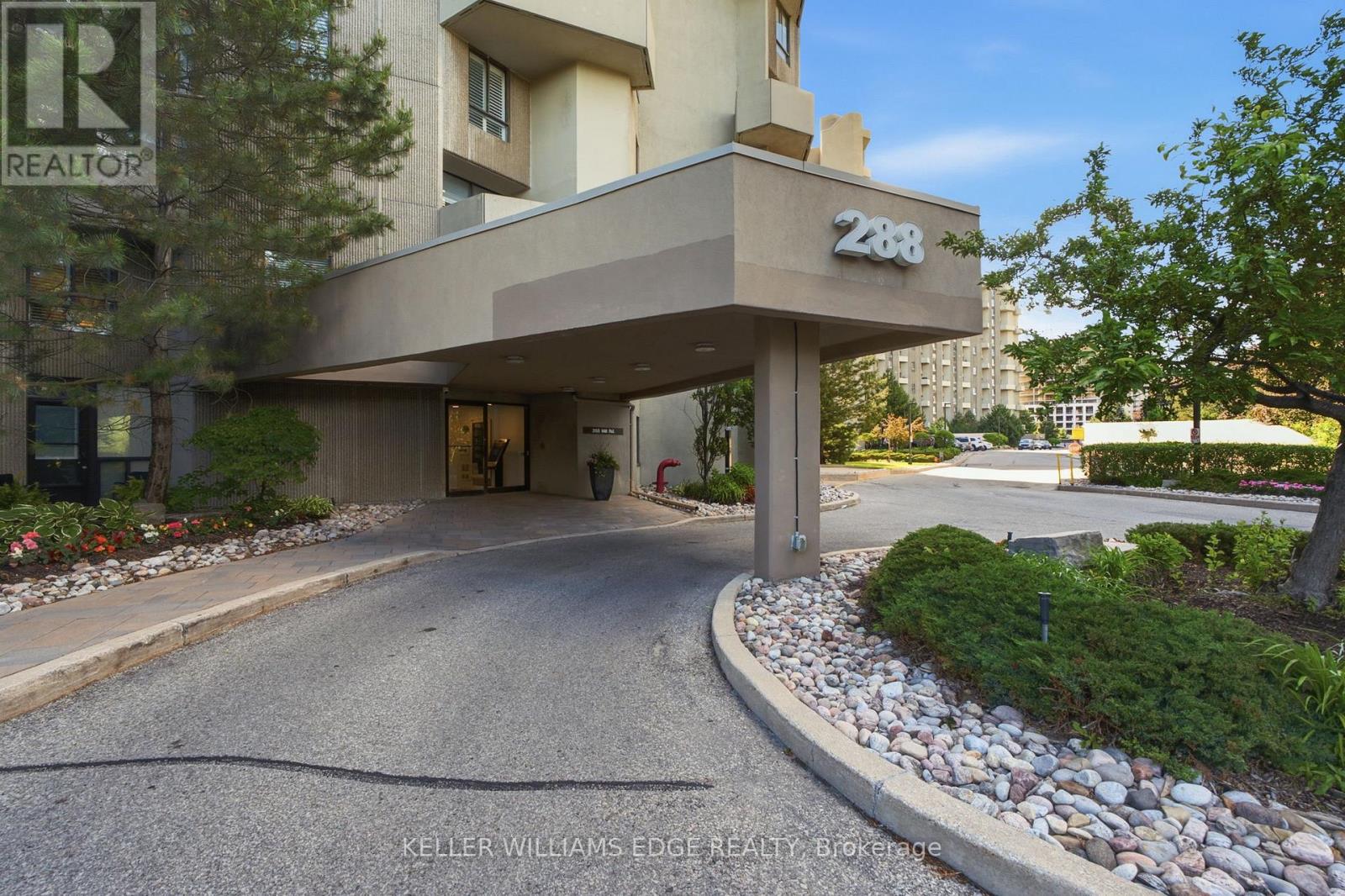 E37 - 288 Mill Road, Toronto, Ontario  M9C 4X7 - Photo 2 - W13483188