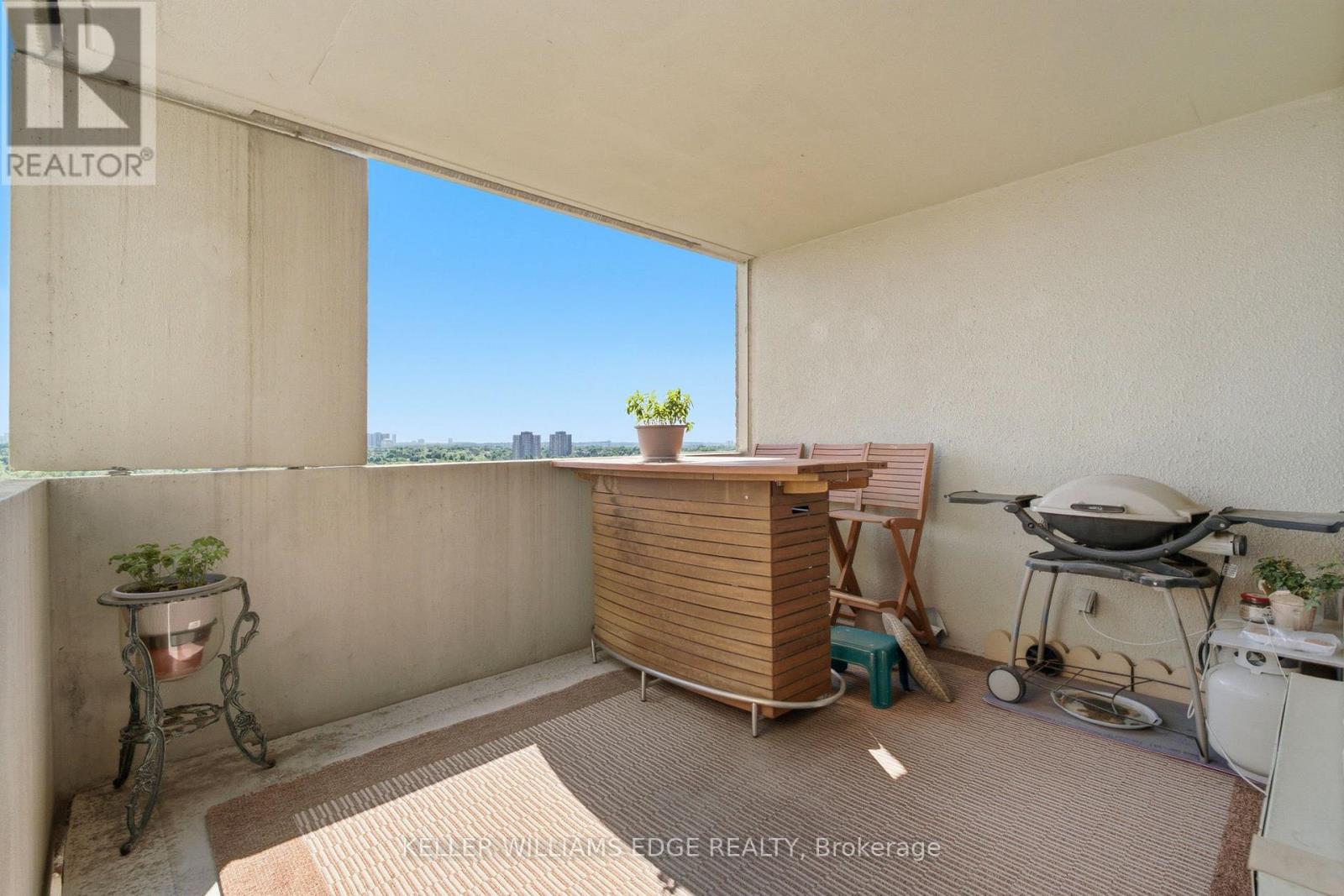 E37 - 288 Mill Road, Toronto, Ontario  M9C 4X7 - Photo 21 - W13483188