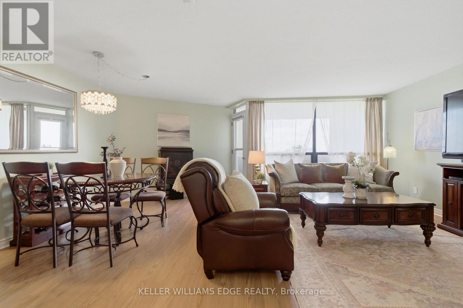 E37 - 288 Mill Road, Toronto, Ontario  M9C 4X7 - Photo 7 - W13483188