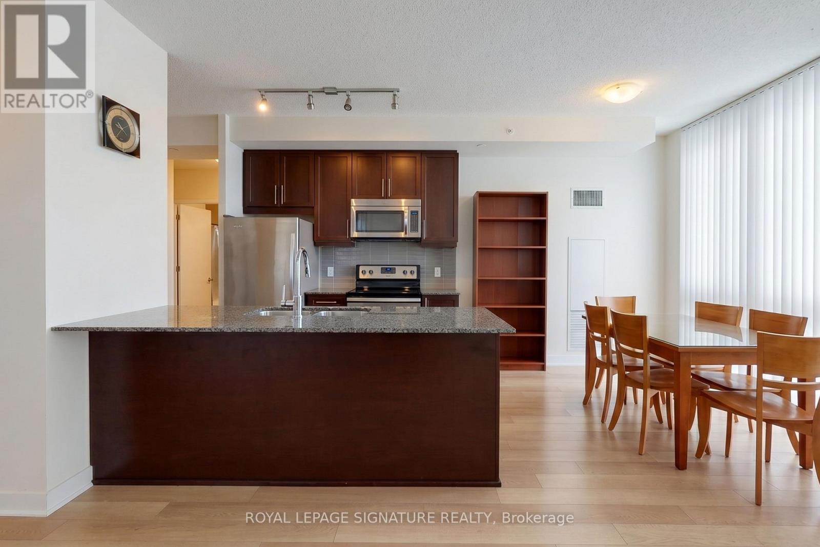 2304 - 3975 Grand Park Drive, Mississauga, Ontario  L5B 0K4 - Photo 3 - W13483232