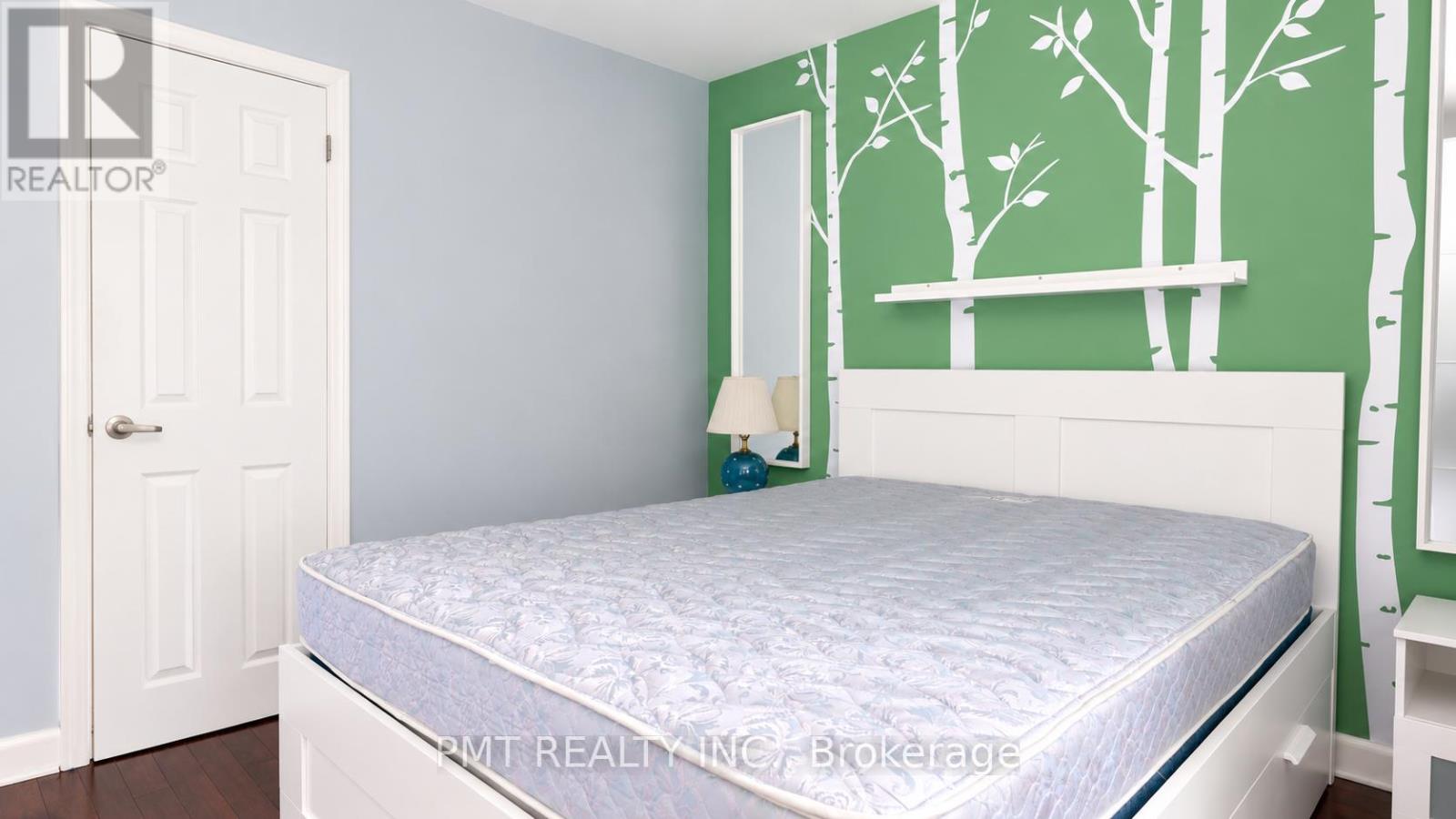 59 Mitcham Drive, Toronto, Ontario  M8W 2K2 - Photo 13 - W13483250