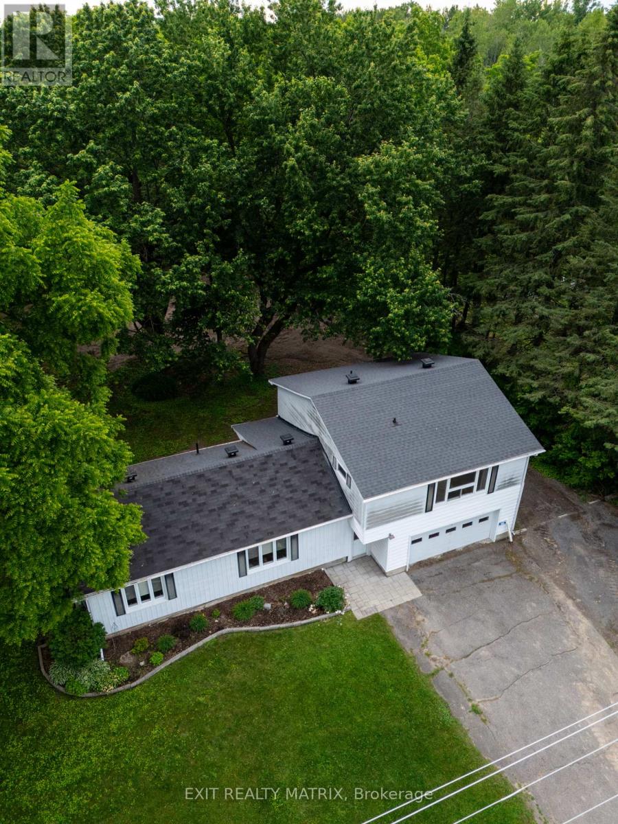 383 Castor Road, Russell, Ontario  K4R 1E5 - Photo 2 - X13467760