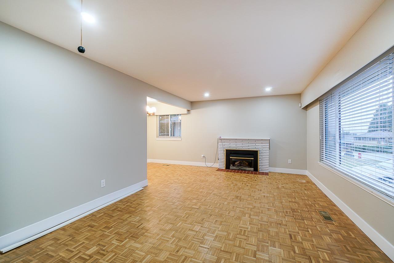 15144 Canary Drive, Surrey, British Columbia  V3R 4V5 - Photo 6 - R3138709