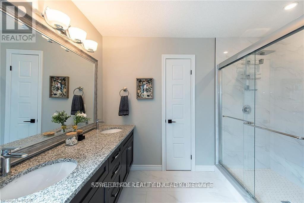 940 Reeves Avenue, London North, Ontario  N6G 0E2 - Photo 28 - X13483100