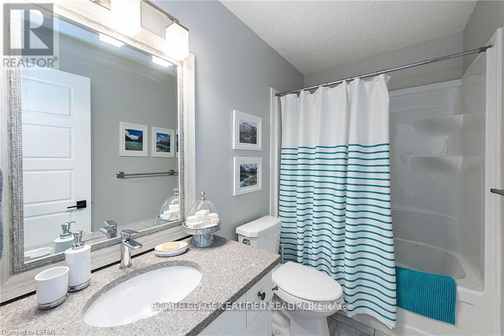 940 Reeves Avenue, London North, Ontario  N6G 0E2 - Photo 35 - X13483100