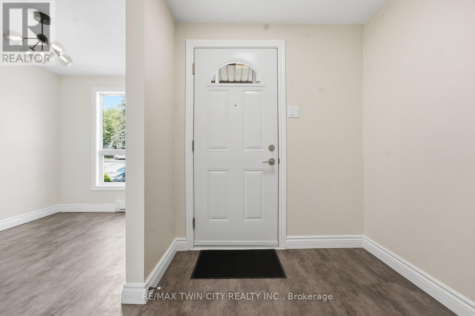 3 - 476 Grey Street, Brantford, Ontario  N3S 7S5 - Photo 6 - X13483136