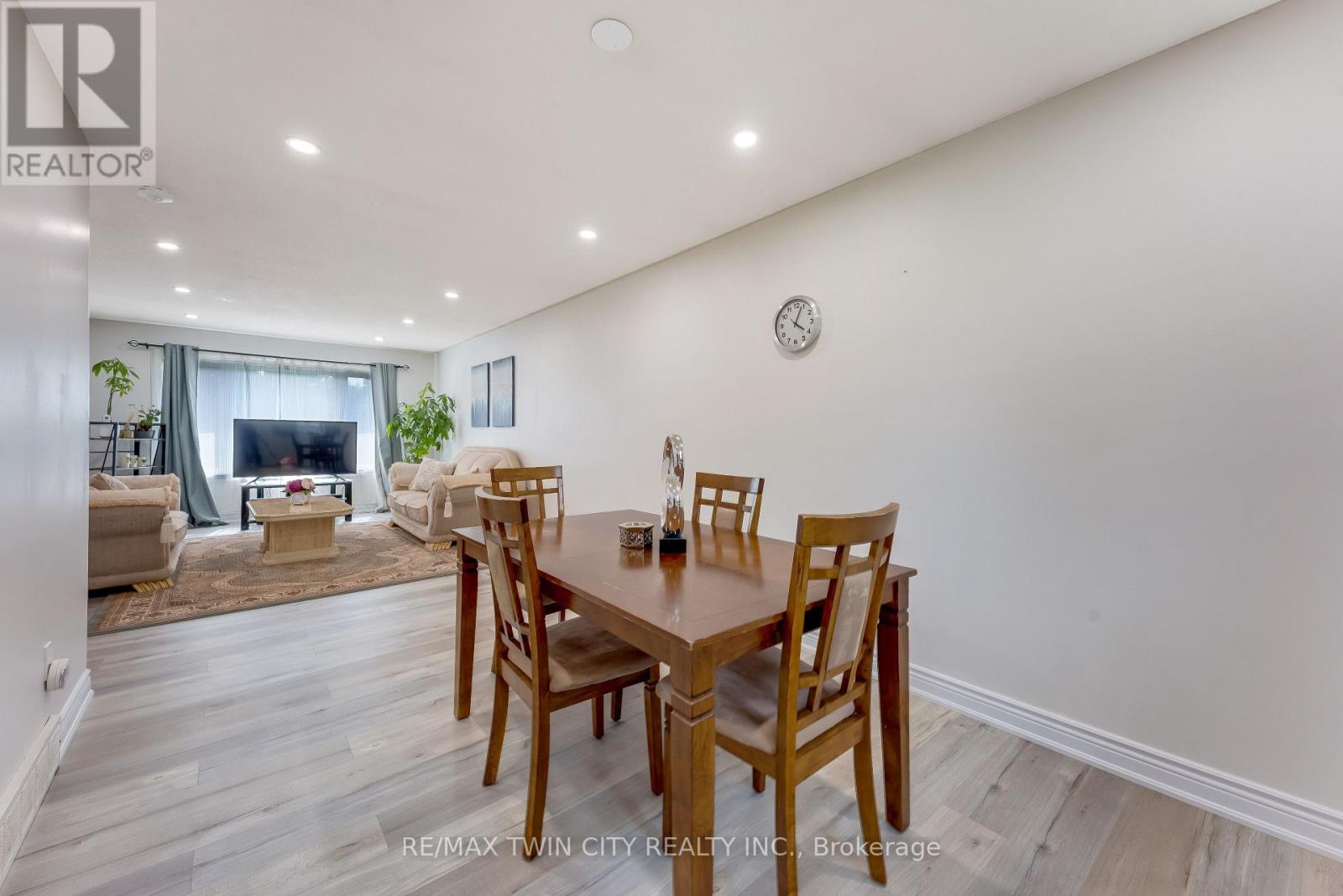 160 Gray Street, Kitchener, Ontario  N2A 3P7 - Photo 12 - X13483276