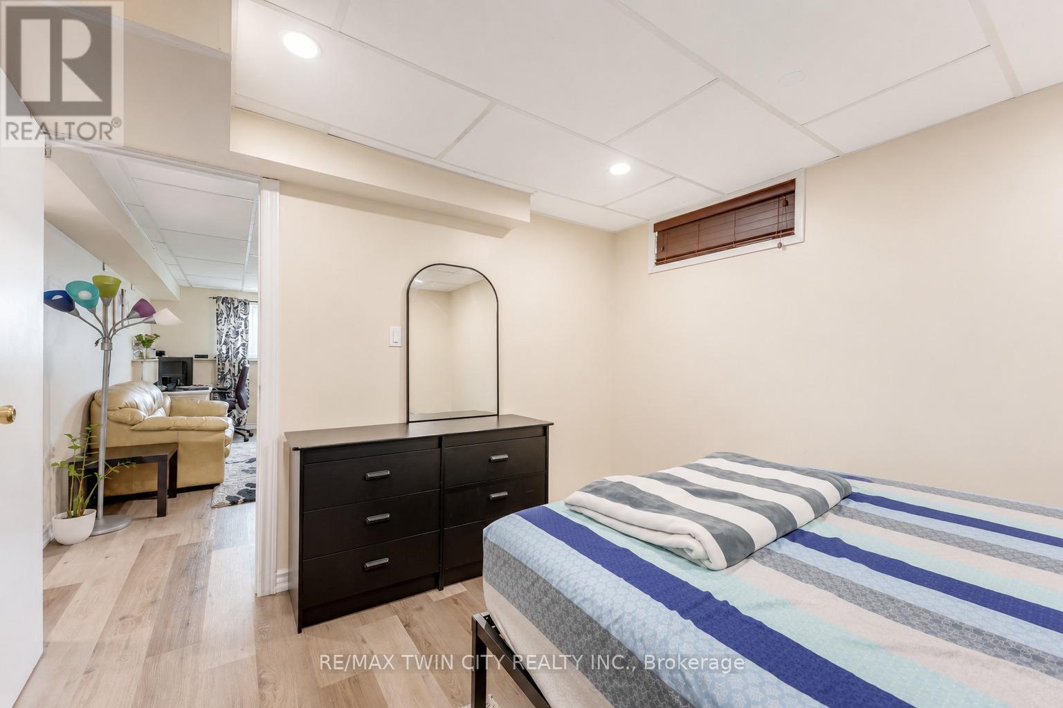 160 Gray Street, Kitchener, Ontario  N2A 3P7 - Photo 29 - X13483276