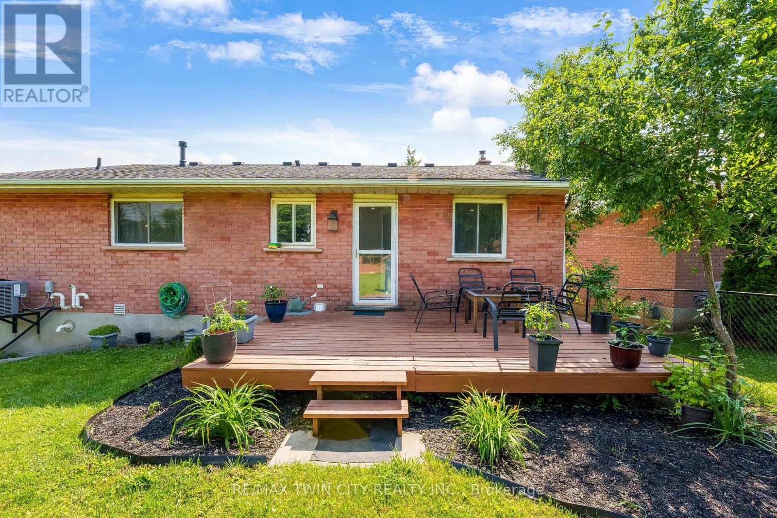 160 Gray Street, Kitchener, Ontario  N2A 3P7 - Photo 33 - X13483276