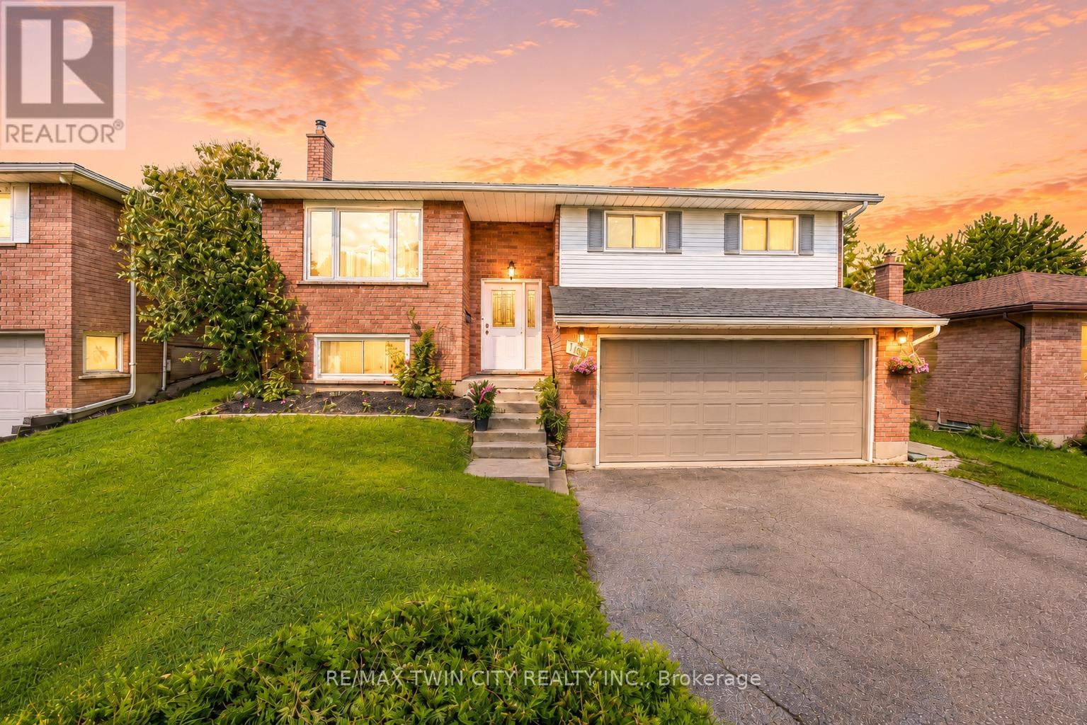 160 Gray Street, Kitchener, Ontario  N2A 3P7 - Photo 39 - X13483276