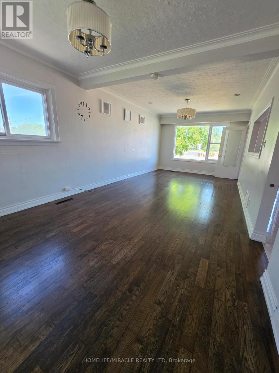 Main - 1382 Warden Avenue, Toronto, Ontario  M1R 2S5 - Photo 5 - E13093666
