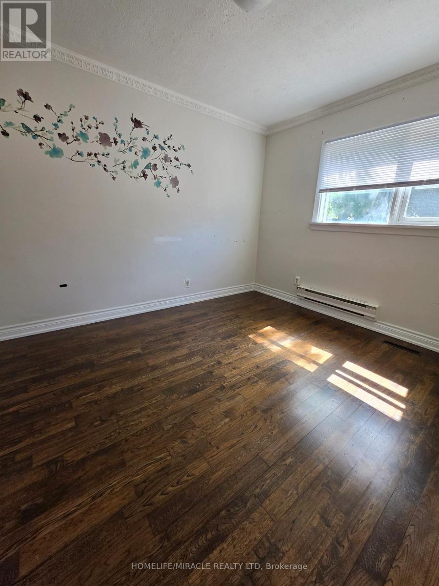 Main - 1382 Warden Avenue, Toronto, Ontario  M1R 2S5 - Photo 7 - E13093666