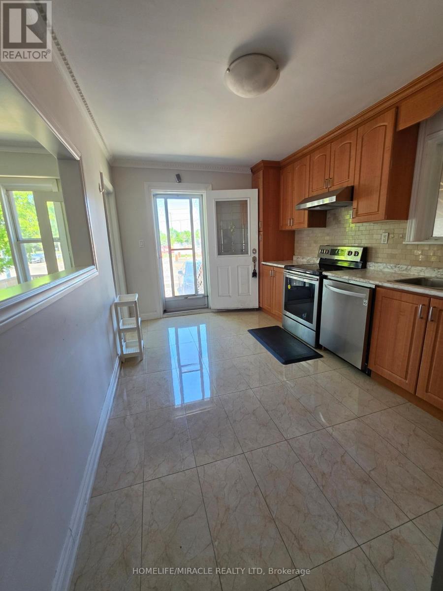 Main - 1382 Warden Avenue, Toronto, Ontario  M1R 2S5 - Photo 8 - E13093666