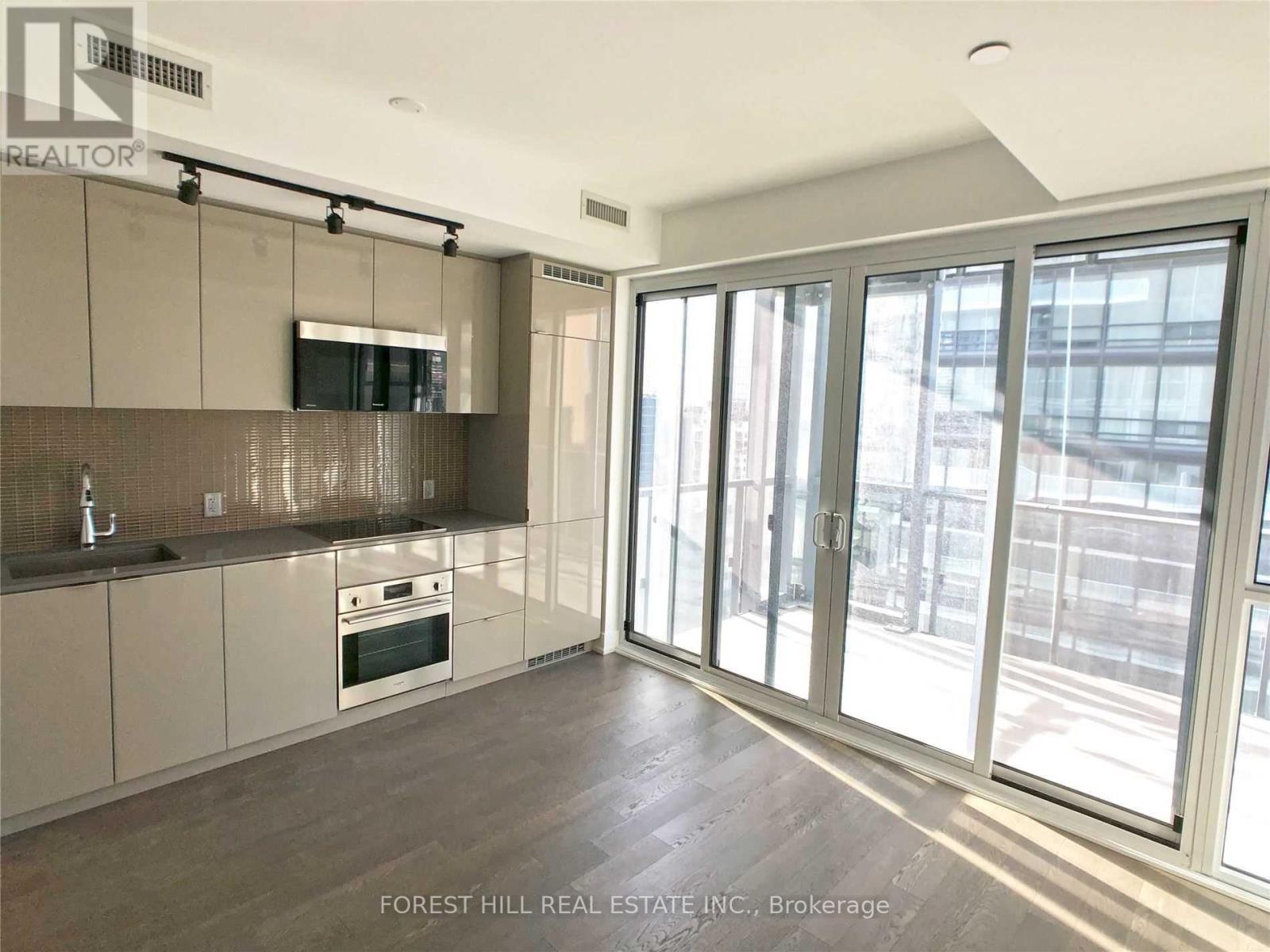 2702 - 7 Grenville Street, Toronto, Ontario  M4Y 0E9 - Photo 3 - C13483514