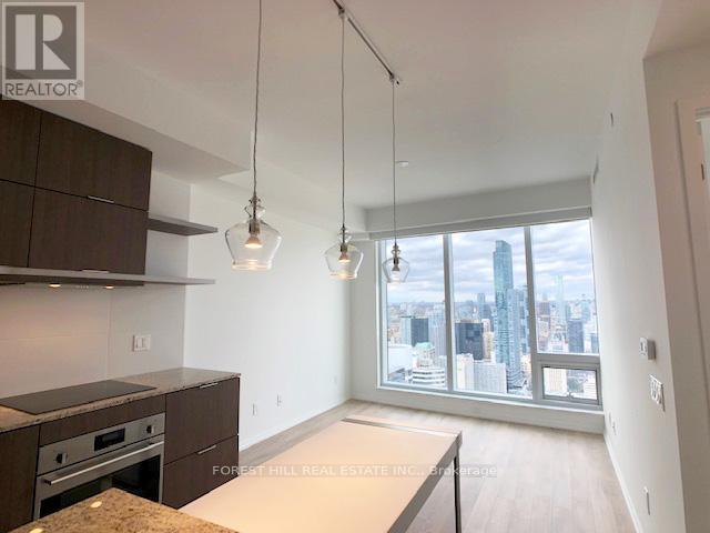 5301 - 197 YONGE STREET, Toronto, Ontario