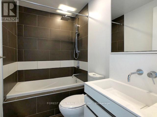 5301 - 197 Yonge Street, Toronto, Ontario  M5B 1M4 - Photo 7 - C13483620
