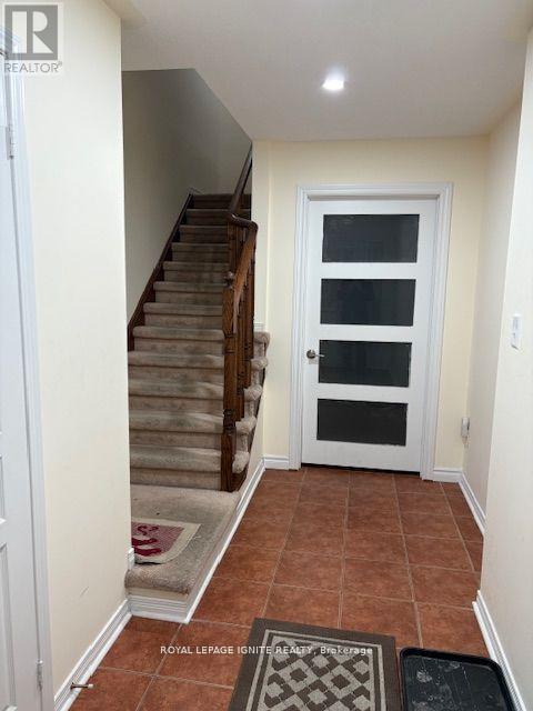11 Curran Hall Crescent, Toronto, Ontario  M1G 0A1 - Photo 3 - E13483402