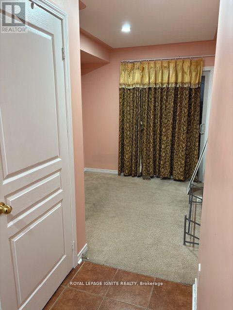 11 Curran Hall Crescent, Toronto, Ontario  M1G 0A1 - Photo 7 - E13483402