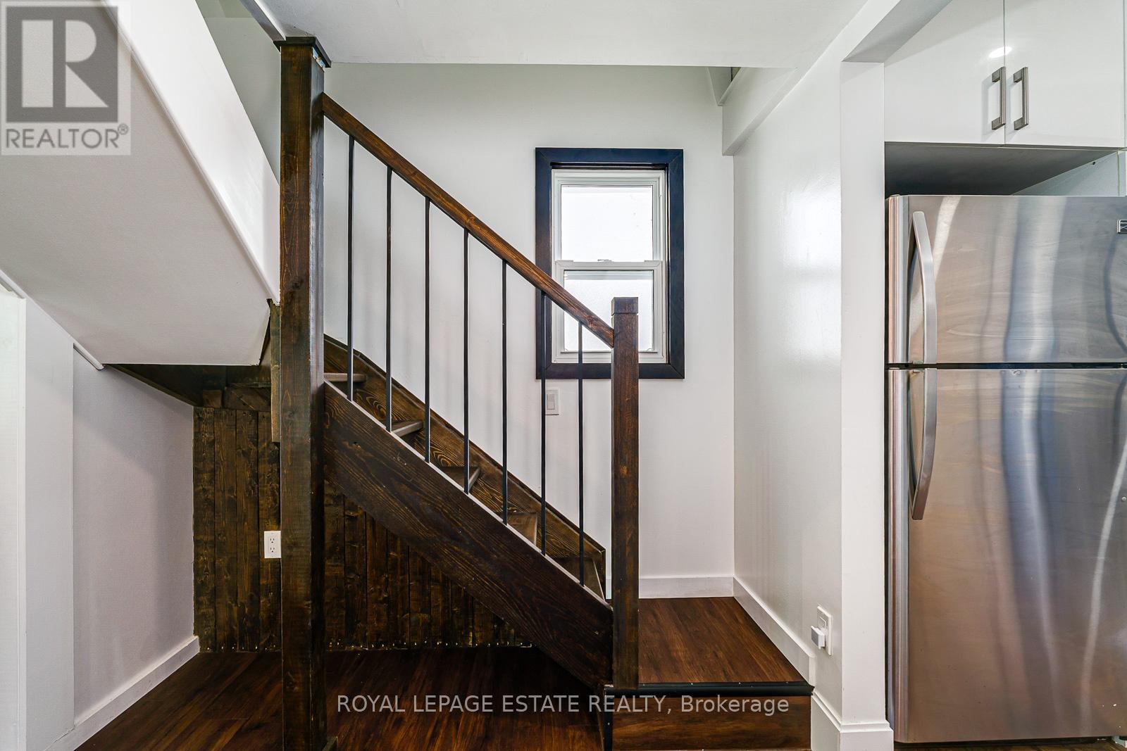 215 Pickering Street, Toronto, Ontario  M4E 3J9 - Photo 14 - E13483440