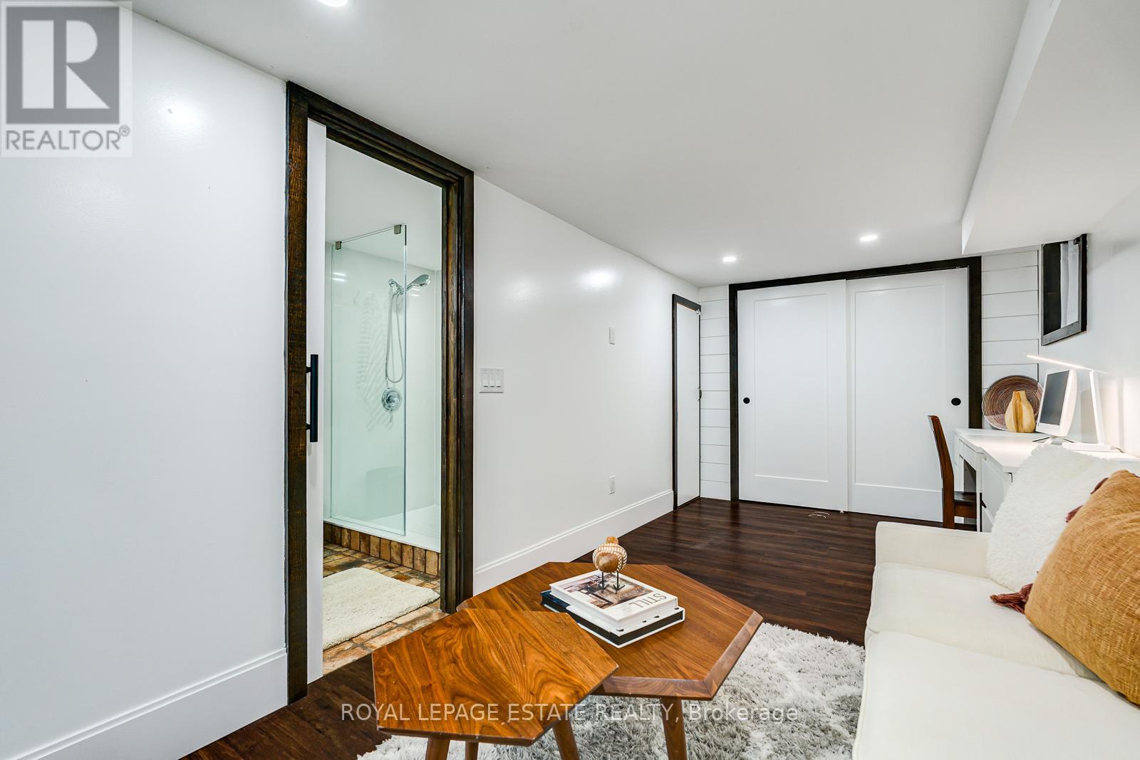 215 Pickering Street, Toronto, Ontario  M4E 3J9 - Photo 32 - E13483440