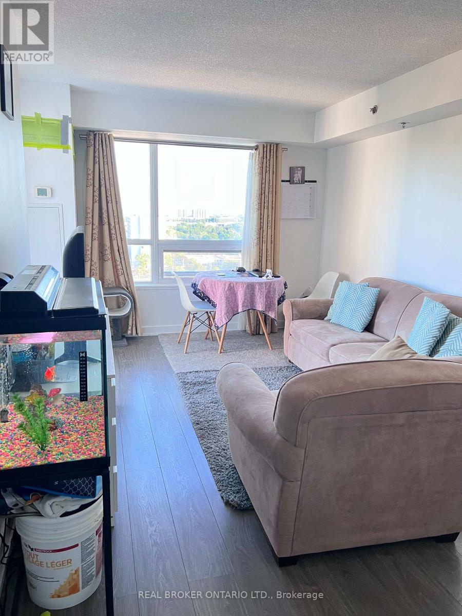 1504 - 185 Bonis Avenue, Toronto, Ontario  M1T 0A4 - Photo 3 - E13483464