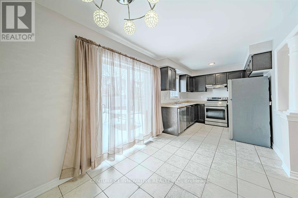 63 Kirkland Place, Whitby, Ontario  L1P 1X1 - Photo 13 - E13483504