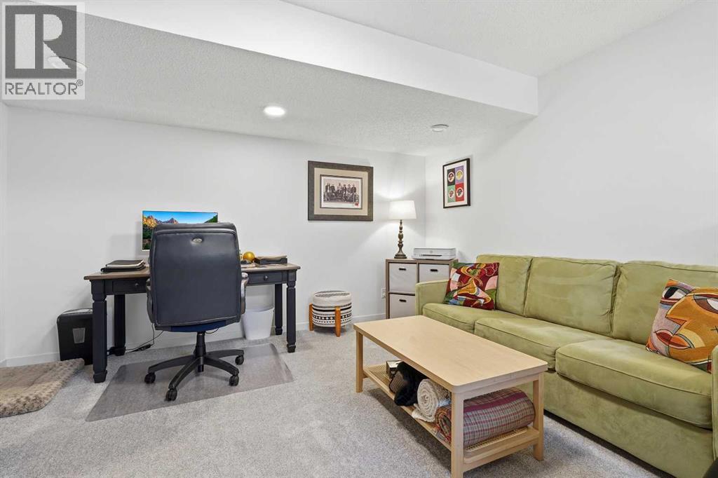 66 Fireside Street, Cochrane, Alberta  T4C 3C9 - Photo 34 - A2320987