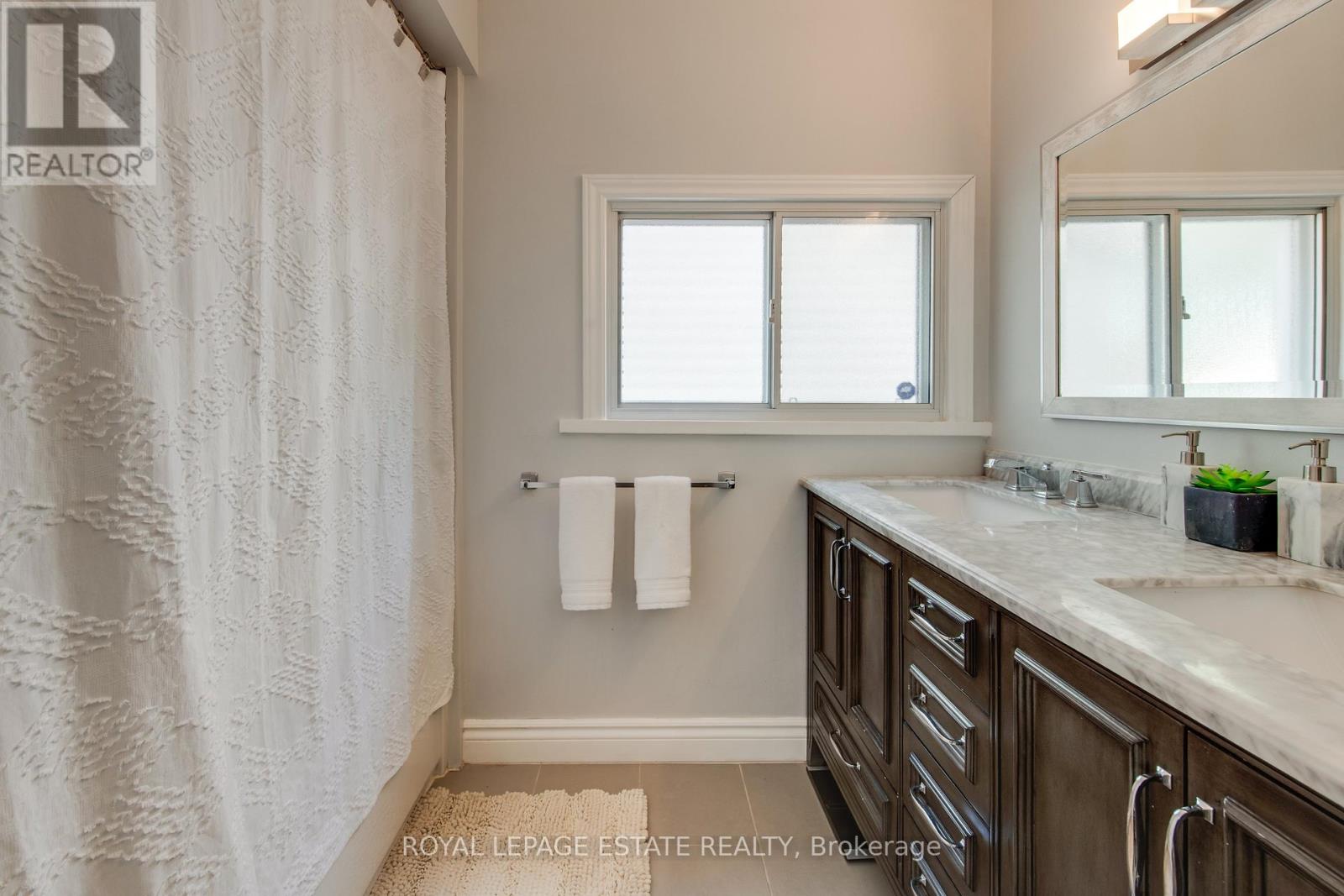 138 Woodmount Avenue, Toronto, Ontario  M4C 3Y8 - Photo 26 - E13451424
