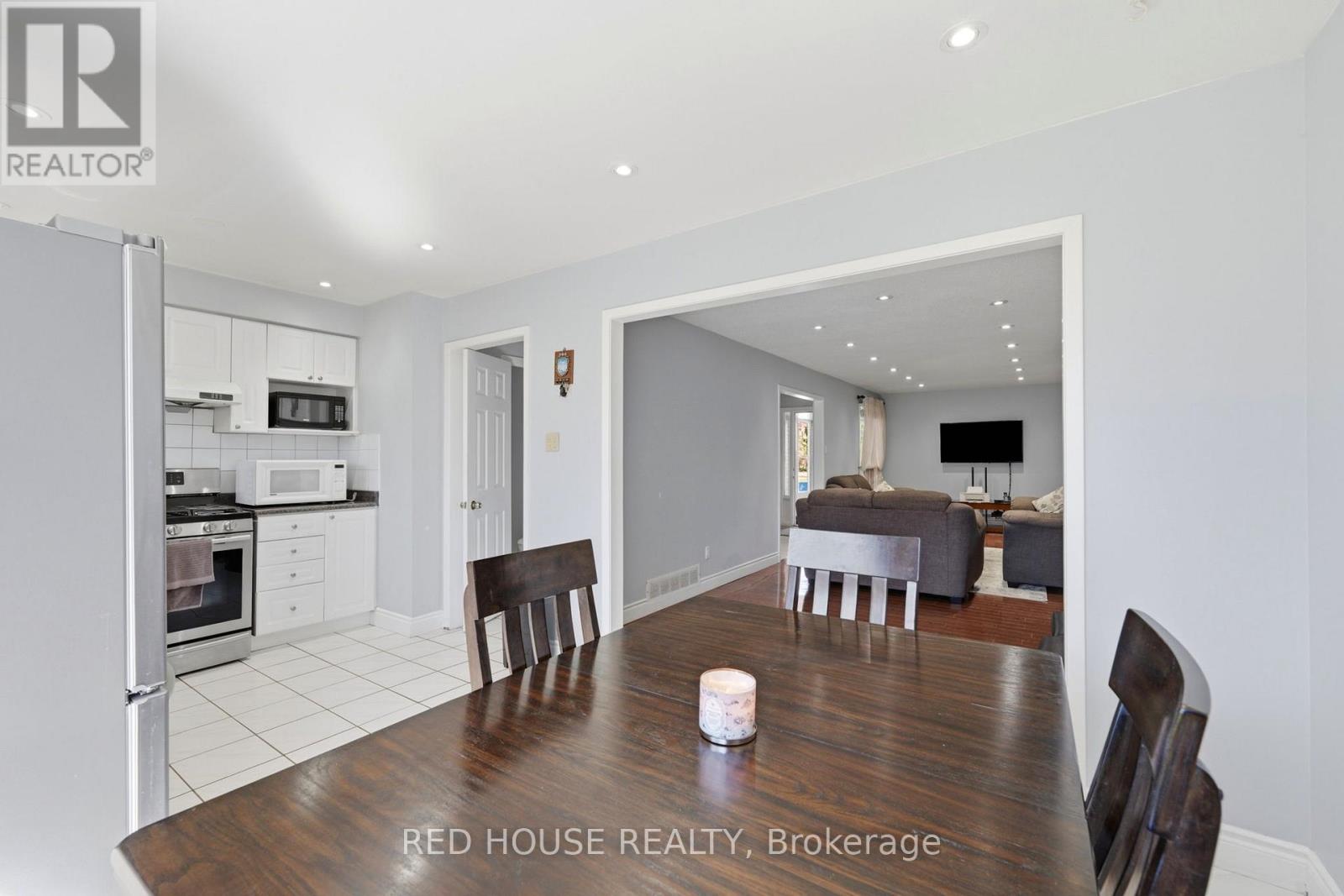52 Terrosa Road, Markham, Ontario L3S 2M7 - Photo 14 - N13483312