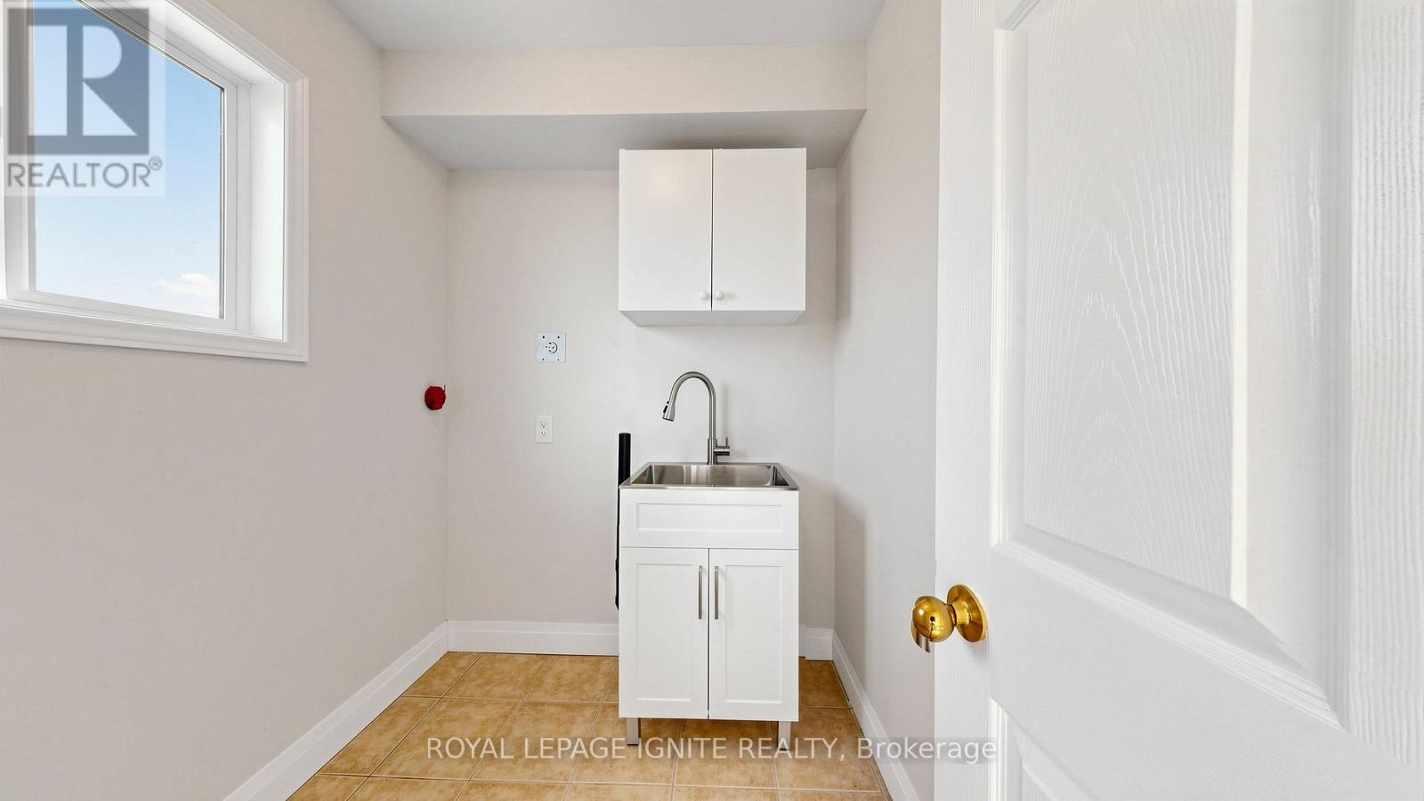 550 Hoover Park Drive, Whitchurch-Stouffville, Ontario  L4A 0S8 - Photo 21 - N13483316