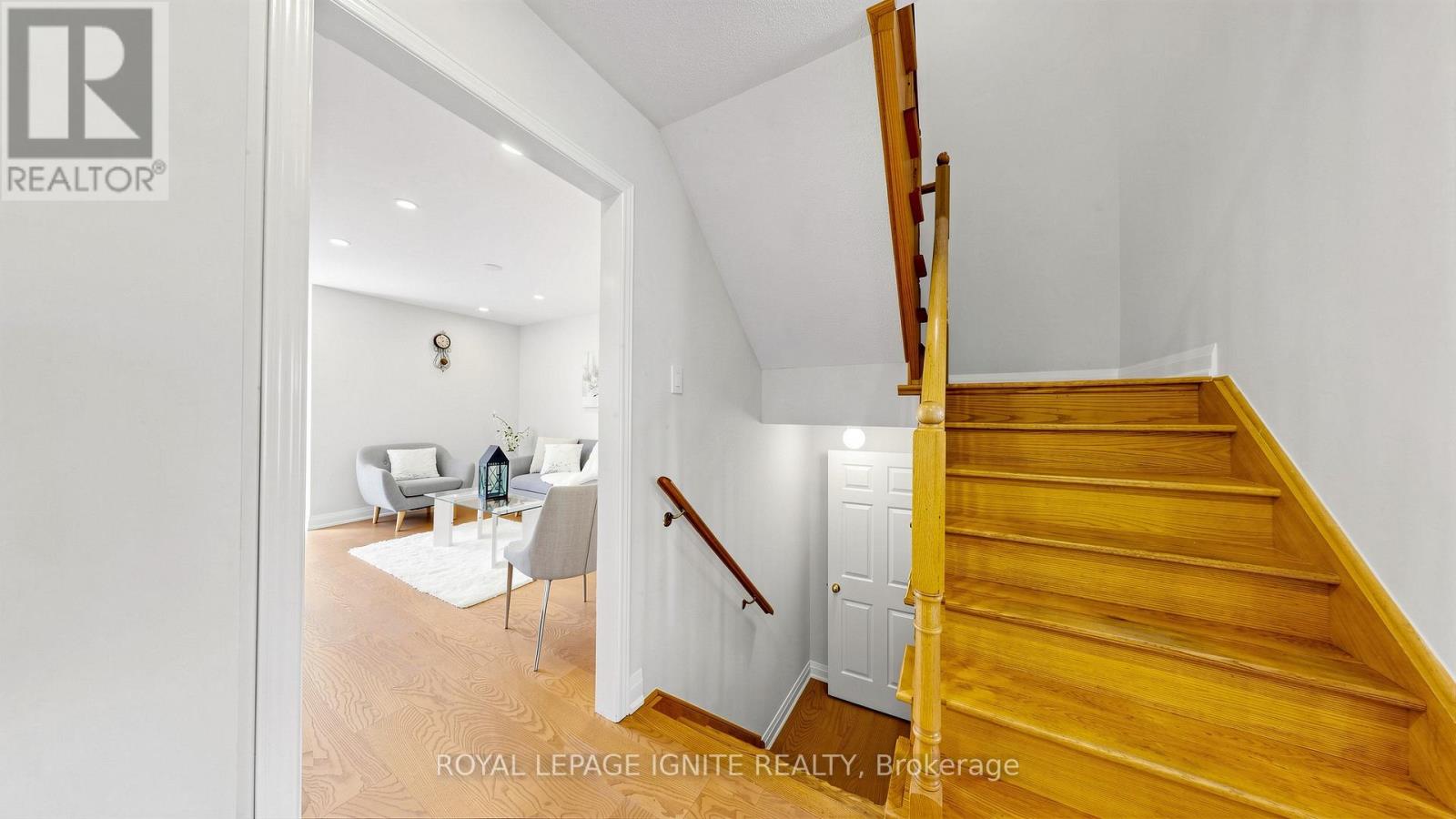 550 Hoover Park Drive, Whitchurch-Stouffville, Ontario  L4A 0S8 - Photo 24 - N13483316