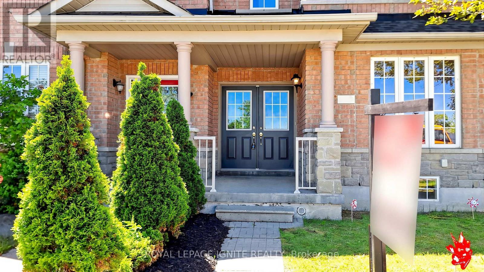 550 Hoover Park Drive, Whitchurch-Stouffville, Ontario  L4A 0S8 - Photo 3 - N13483316