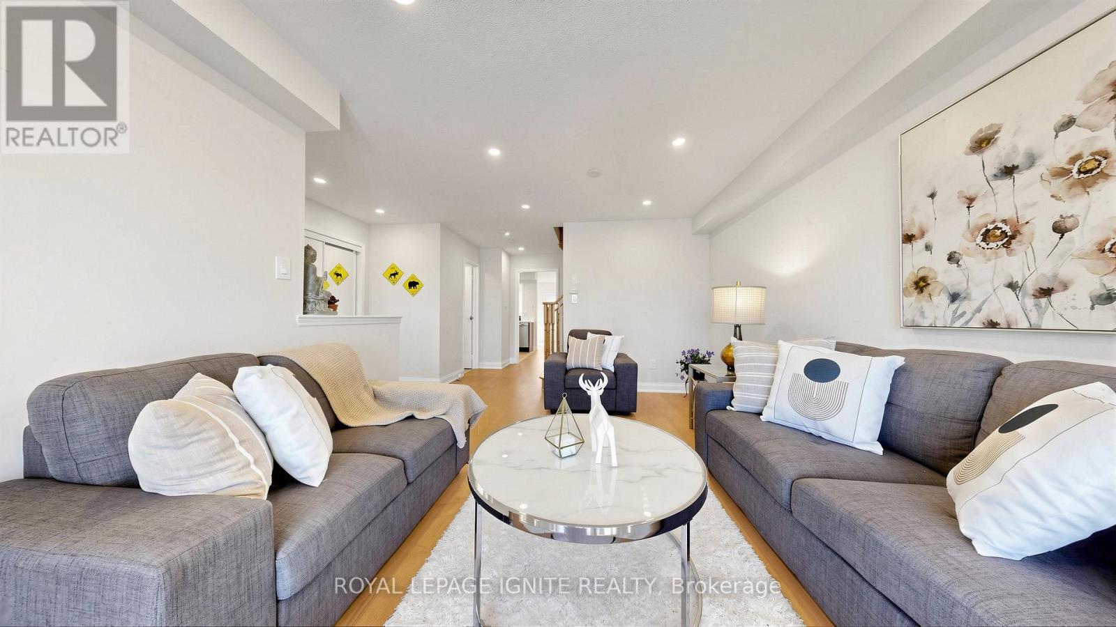 550 Hoover Park Drive, Whitchurch-Stouffville, Ontario  L4A 0S8 - Photo 8 - N13483316