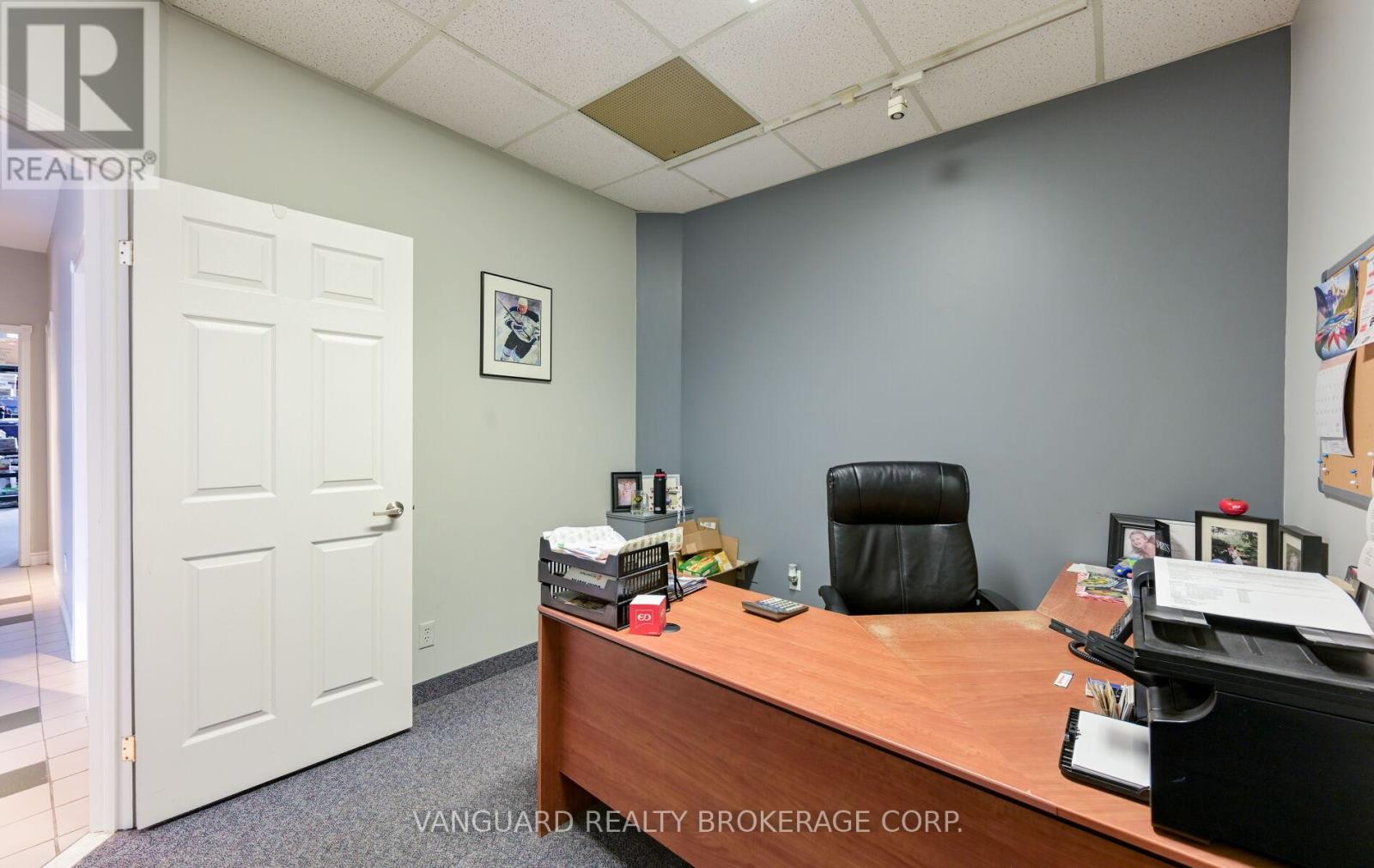 27 - 160 Applewood Crescent, Vaughan, Ontario L4K 4H2 - Photo 10 - N13483450
