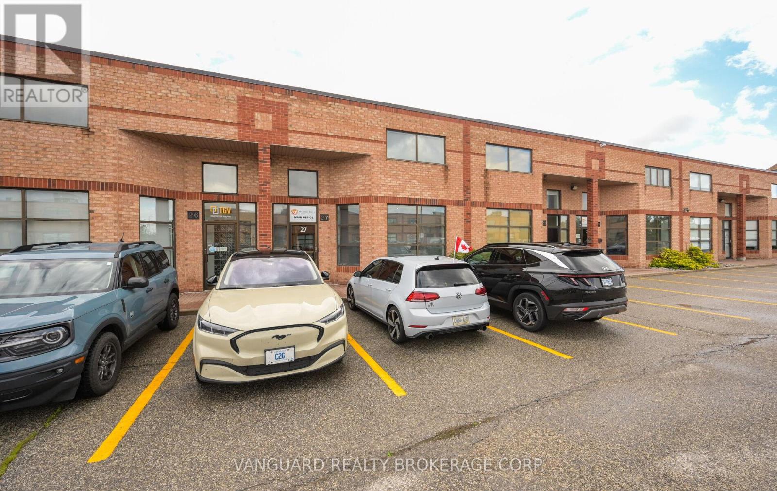 27 - 160 Applewood Crescent, Vaughan, Ontario L4K 4H2 - Photo 3 - N13483450