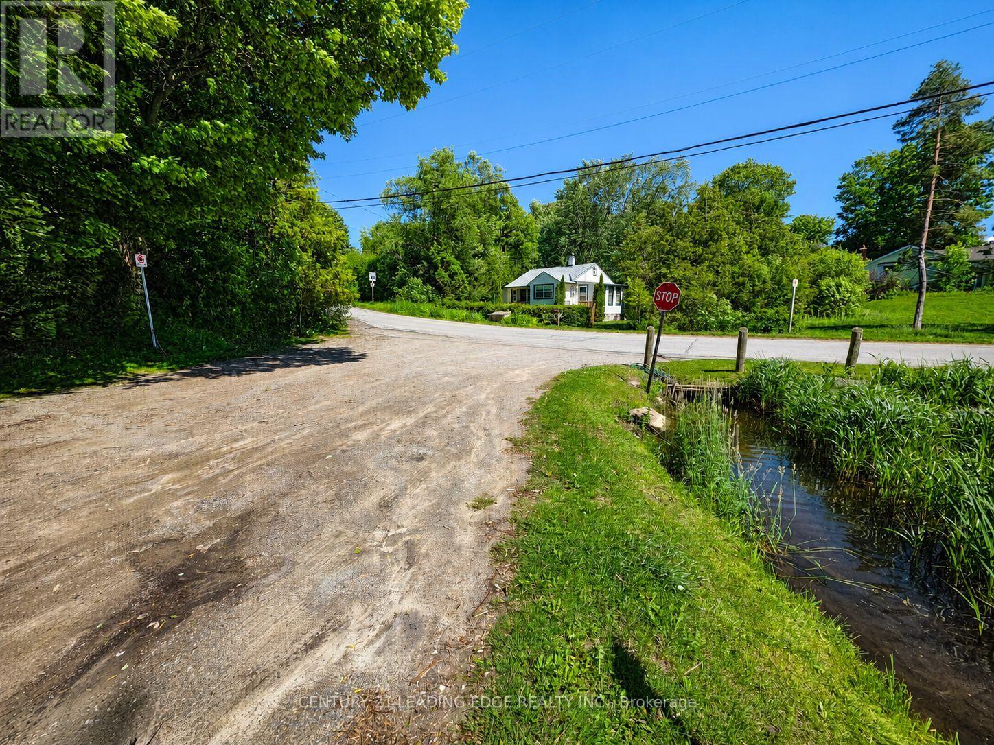 101 Clovelly Cove, Georgina, Ontario  L0E 1E0 - Photo 7 - N13483546