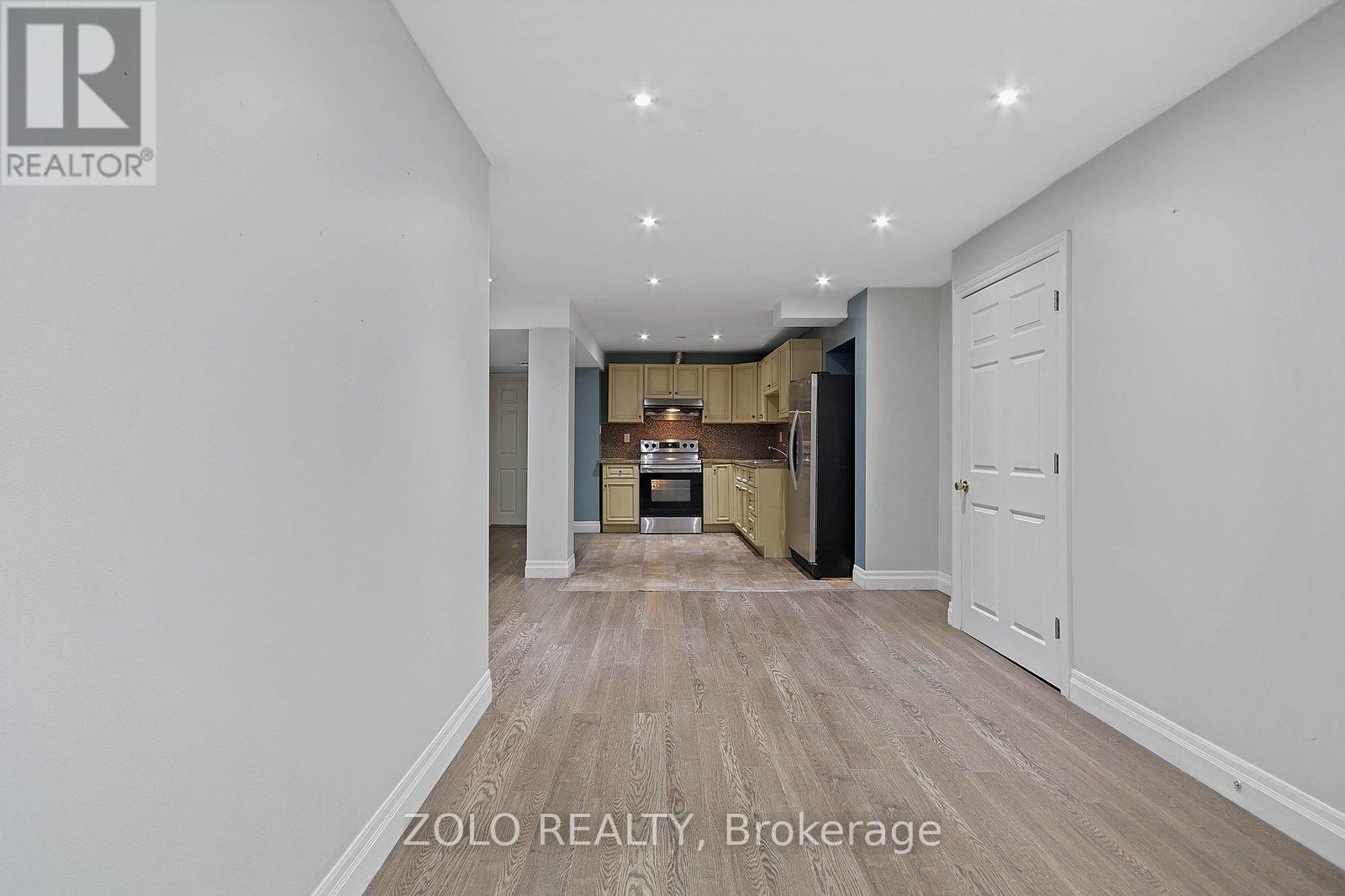 16 Sergio Marchi (Lower) Street, Toronto, Ontario  M3L 0B7 - Photo 7 - W12981930