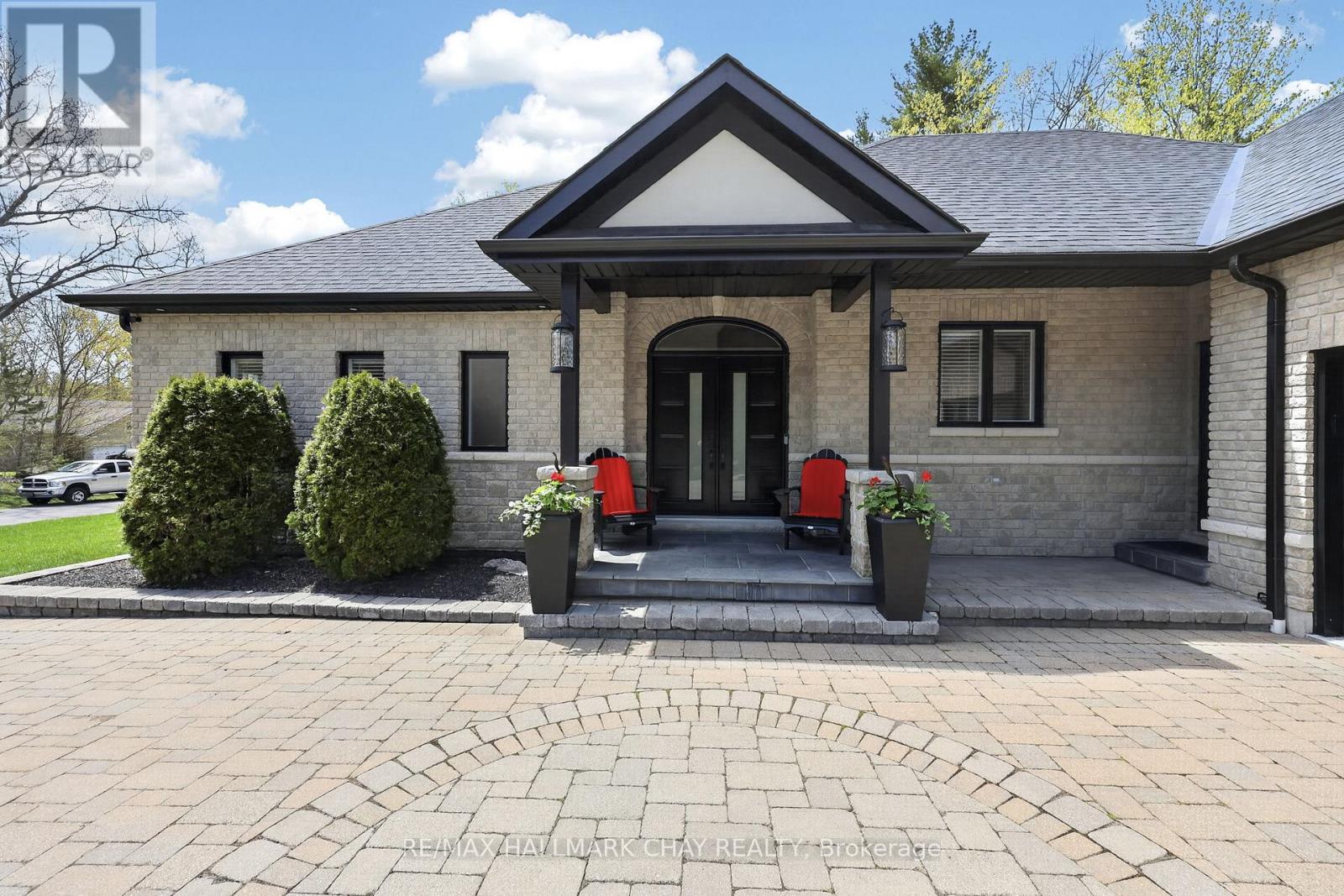 25 Laddie Lane, Springwater, Ontario  L9X 0C3 - Photo 4 - S13483350