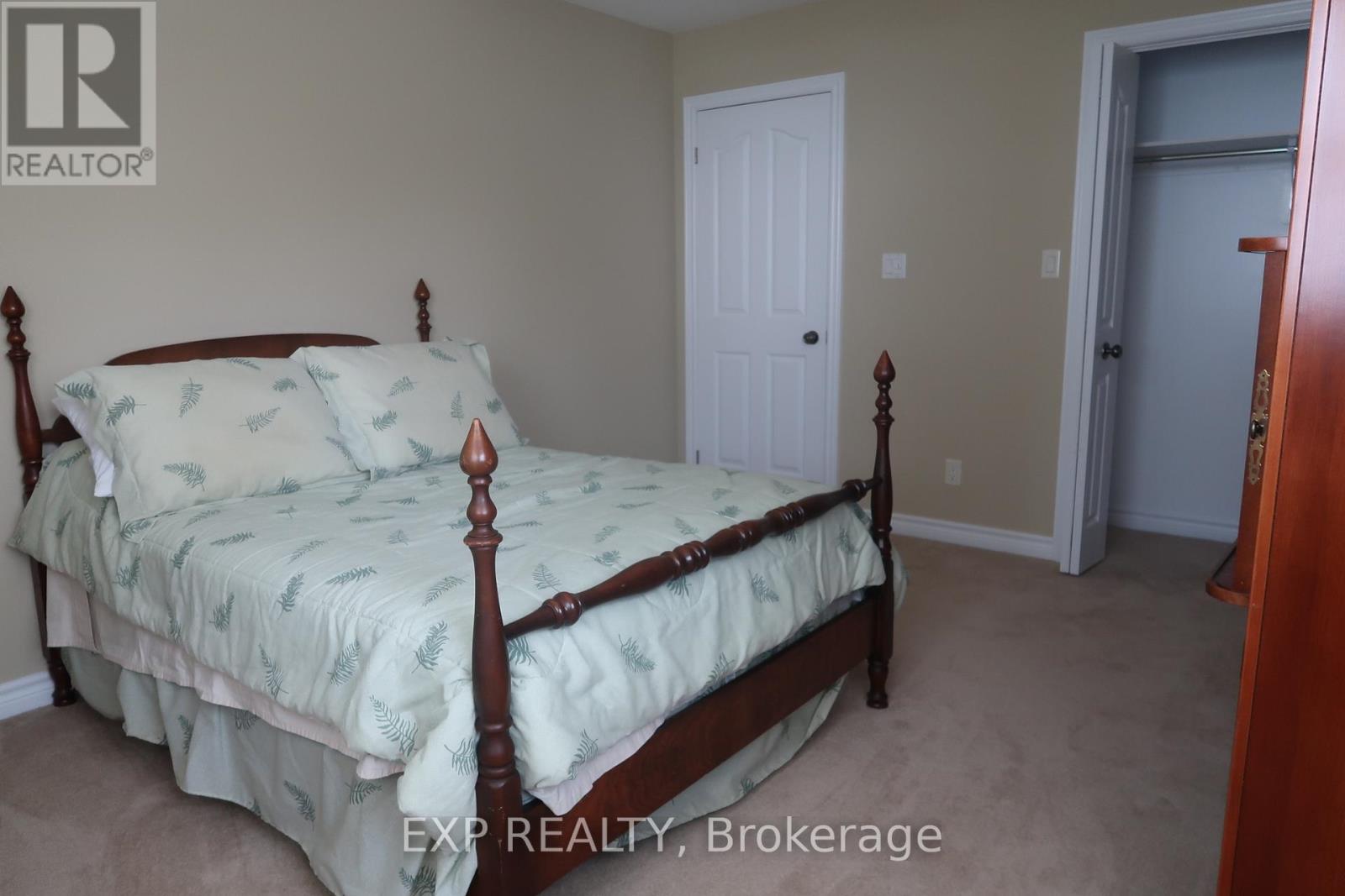 2674 Lakeshore Drive, Ramara (Brechin), Ontario  L0K 1B0 - Photo 10 - S13483358