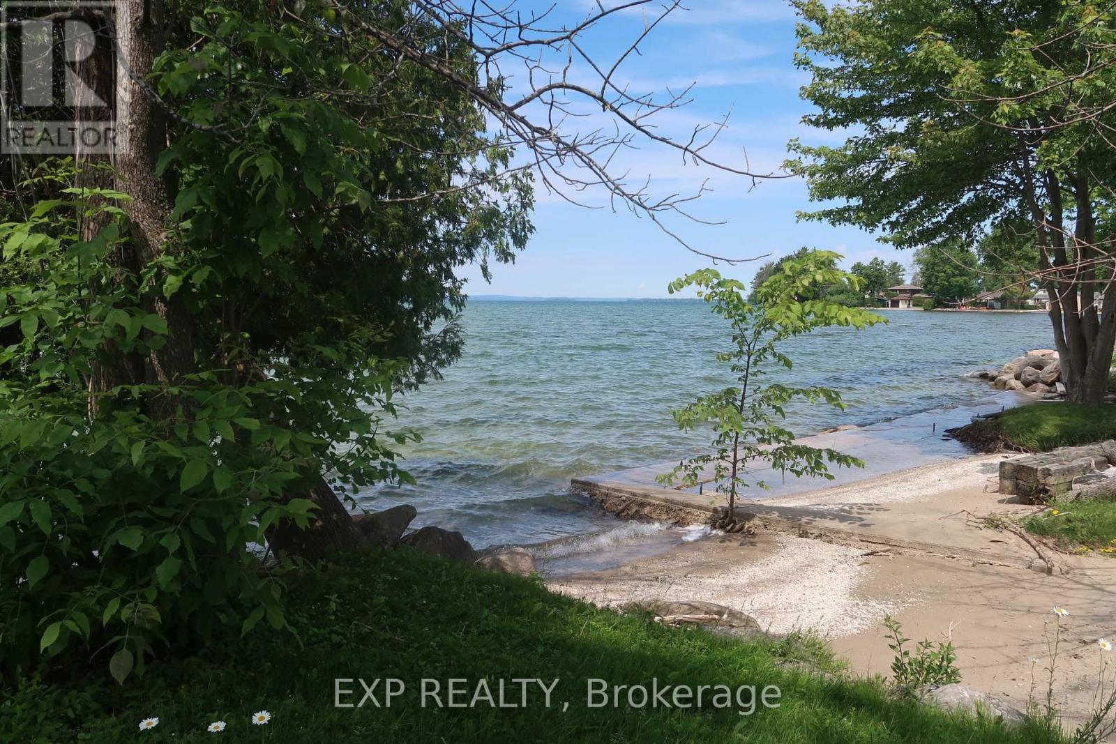 2674 Lakeshore Drive, Ramara (Brechin), Ontario  L0K 1B0 - Photo 22 - S13483358