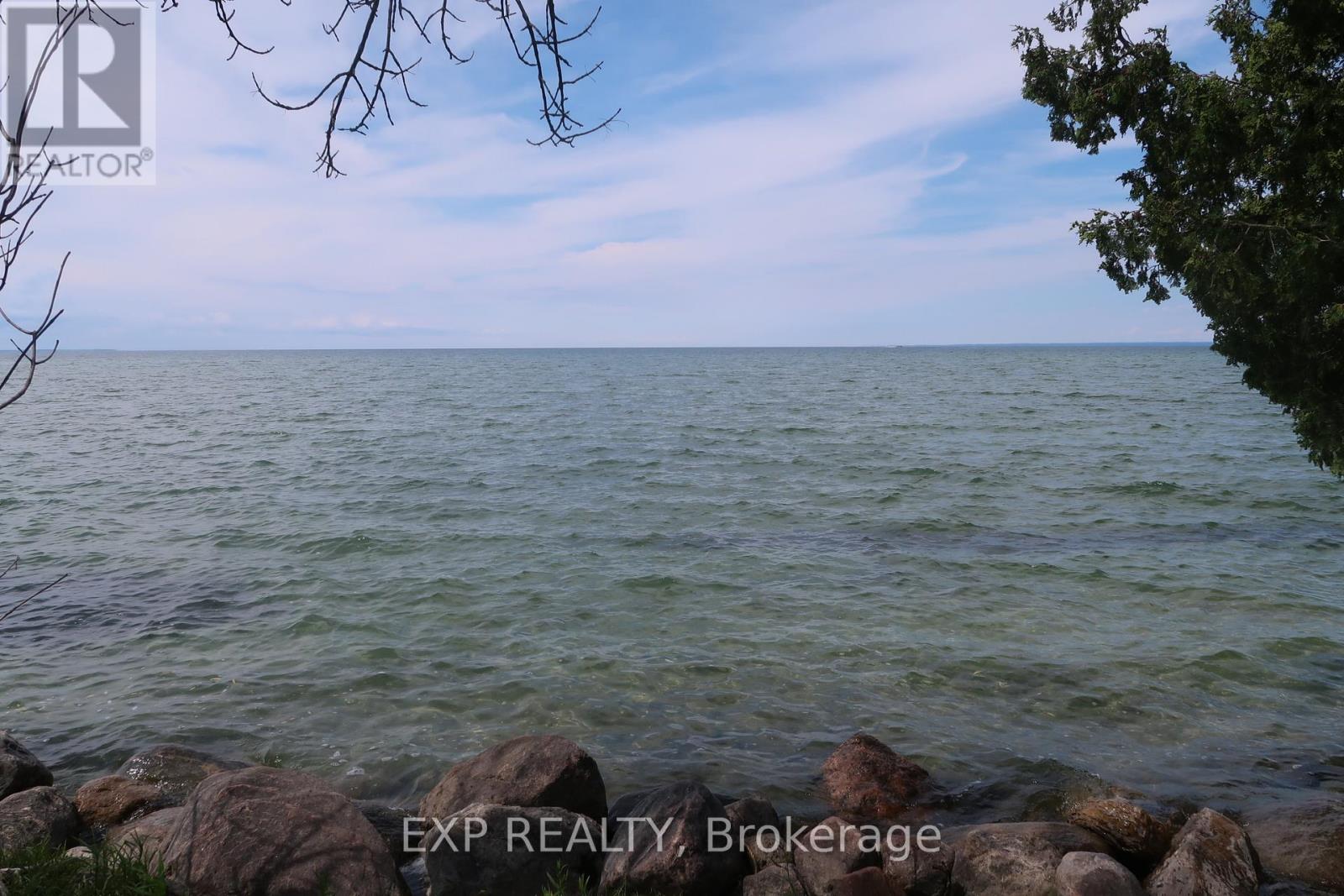 2674 Lakeshore Drive, Ramara (Brechin), Ontario  L0K 1B0 - Photo 7 - S13483358