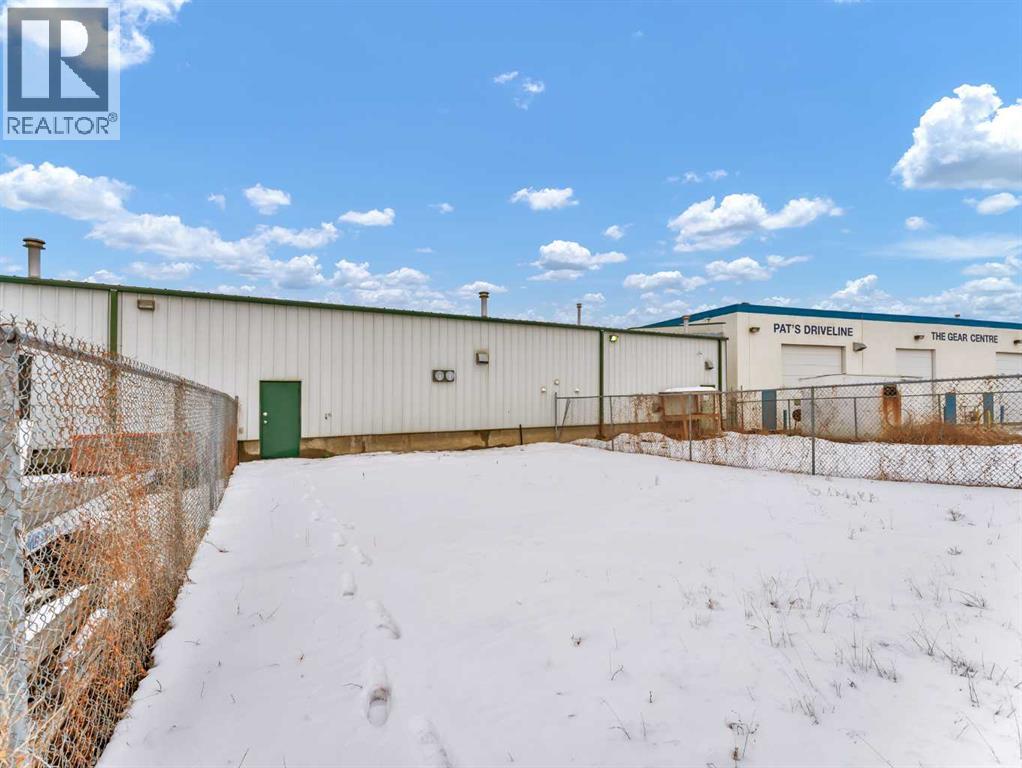 97 South West Drive SW, Medicine Hat, Alberta  T1B 4J6 - Photo 21 - A2274604