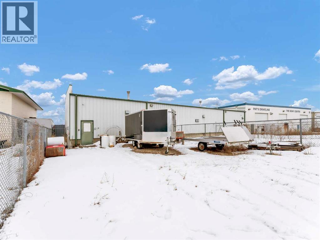 97 South West Drive SW, Medicine Hat, Alberta  T1B 4J6 - Photo 7 - A2274604
