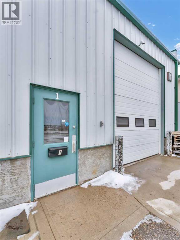 97 South West Drive SW, Medicine Hat, Alberta  T1B 4J6 - Photo 5 - A2274604
